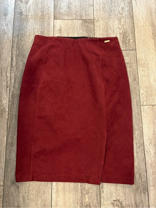 Ivanka Trump Dresses & Skirts - Ivanka Trump Velvet Burgundy Pencil Skirt